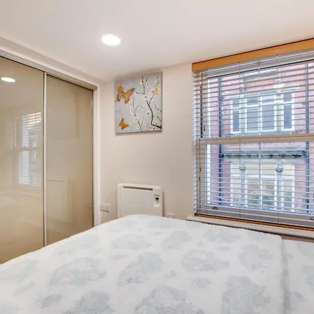 The Admirals 2 Apartment Whitby