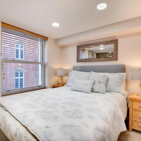Apartman 1 Bed In Oc-w503 *